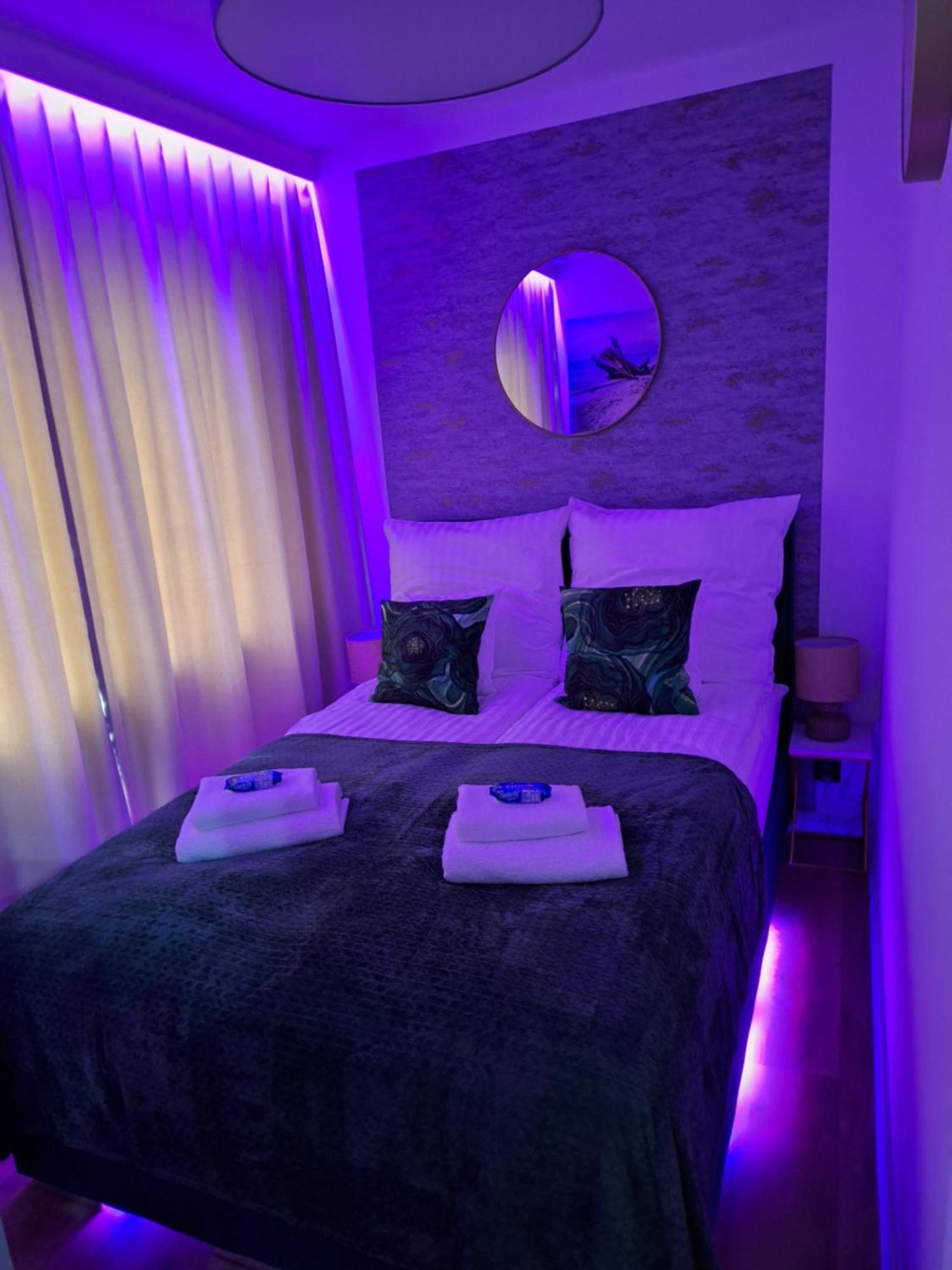 Apartment Ananasapart 600 Metrow Morze 300 Metrow Starowka